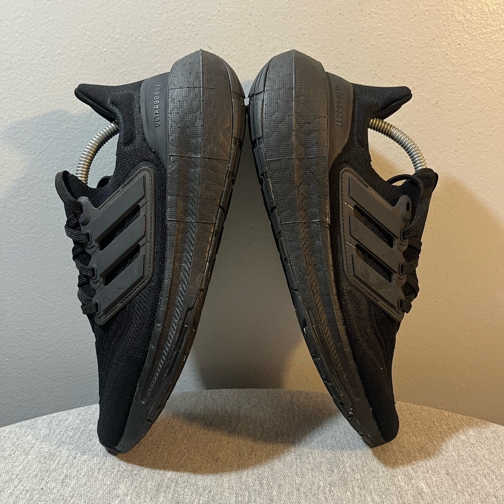 Adidas Ultraboost Triple Black Athletic Running Women's Shoe Size 7.5 GZ5166​ - Picture 7 of 10